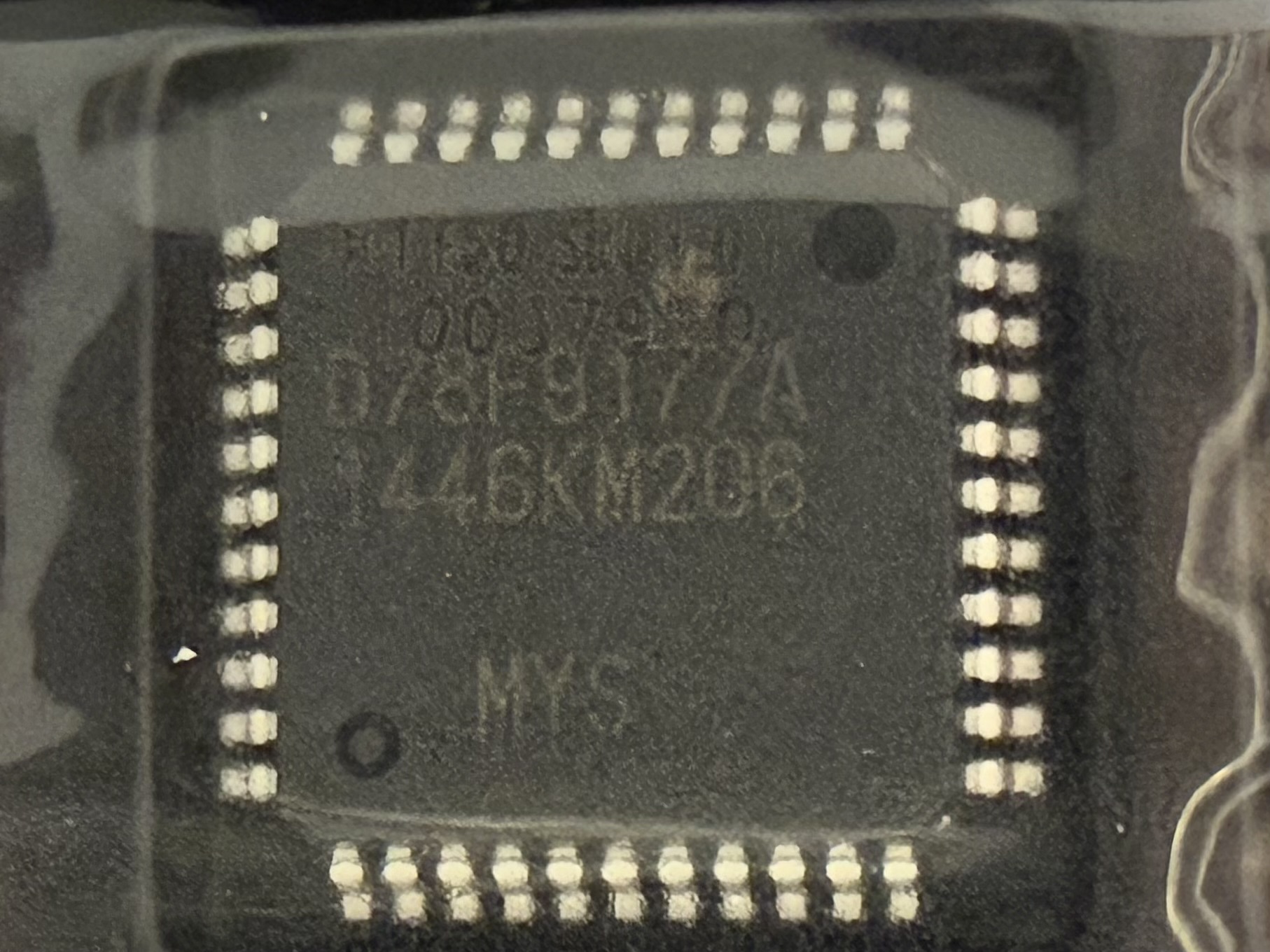 UPD78F9177AGB-V01-8ES-X3 Renesas